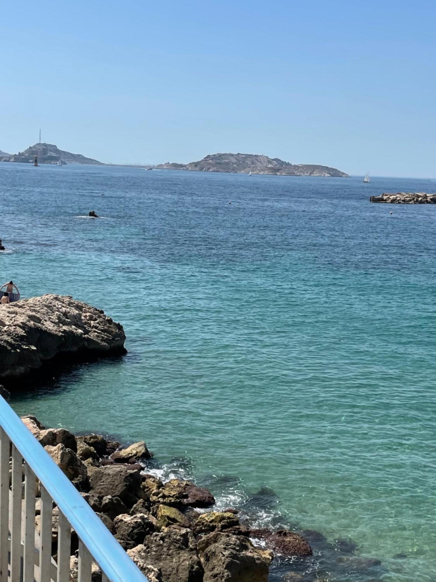 La Belle Aventure Au Soleil Du Vieux-port * Marseilles