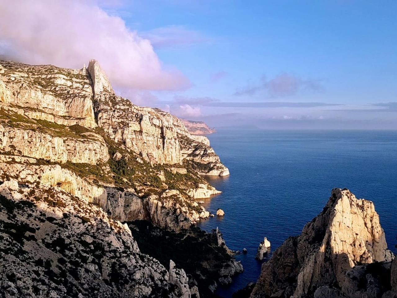 La Belle Aventure Au Soleil Du Vieux-port Appartamento *